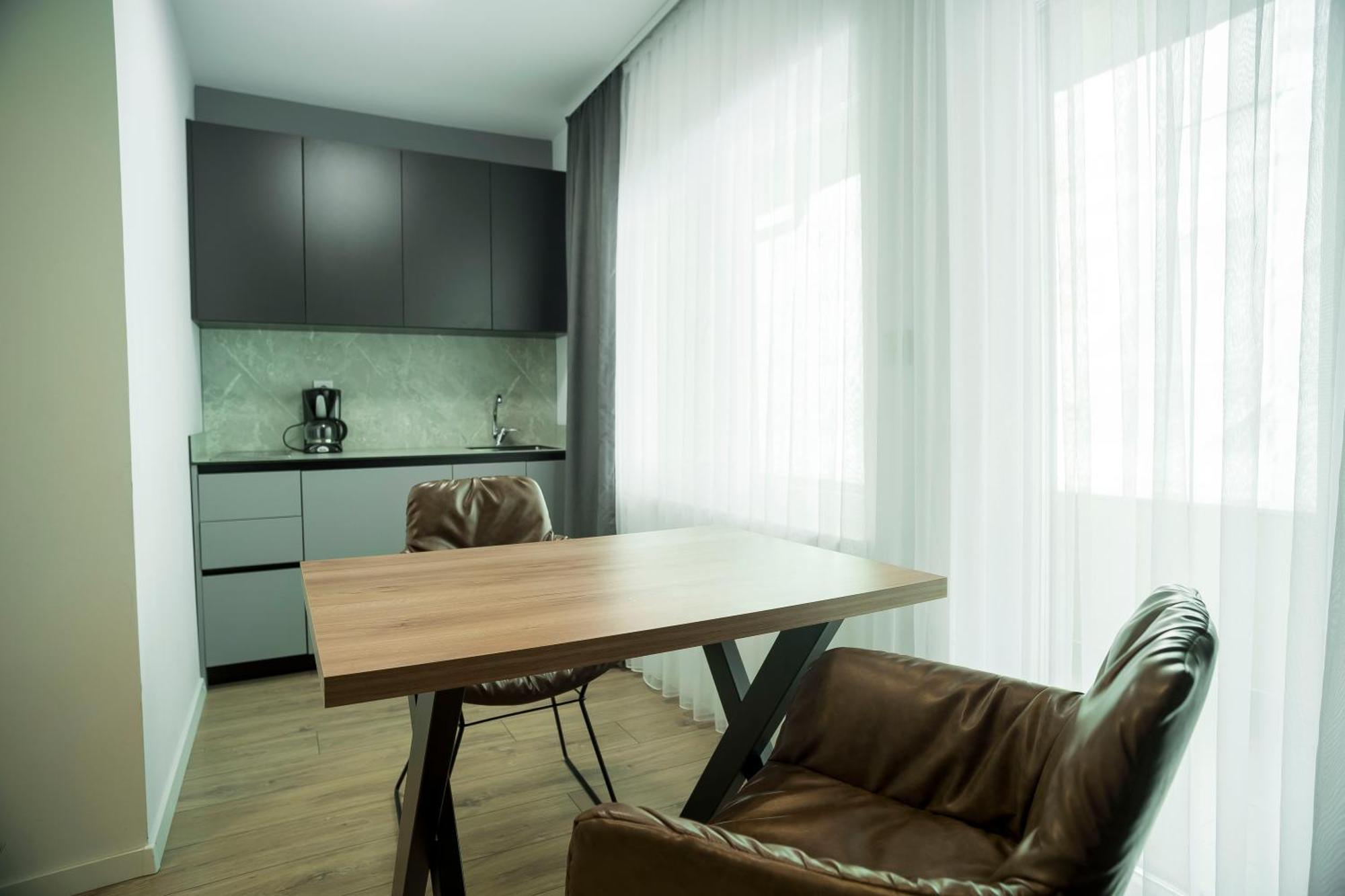 Lux Apartments Pristina Exterior photo